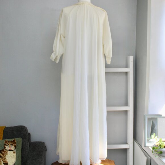 Leonora Vintage Cream Layered Chiffon Pink Ribbon Women's Lingerie Robe Size 10 - Picture 2 of 9